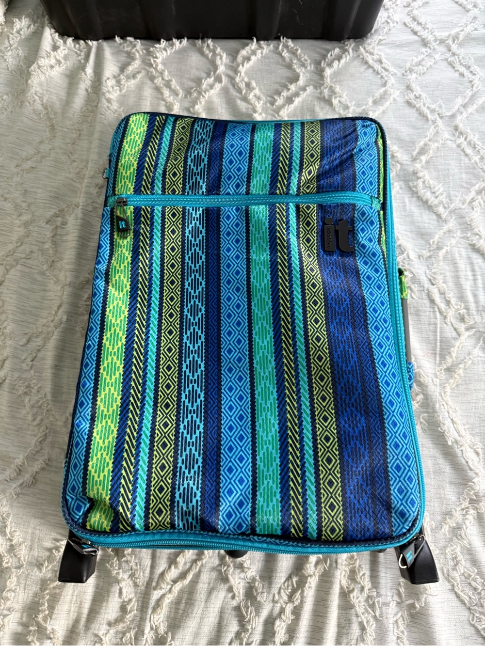 IT Luggage Beach Stripes Softside Carry On Suitcase